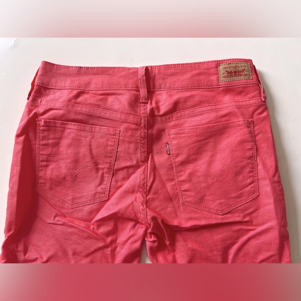 LEVI’s BRIGHT PINK LEGGING